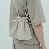 crossbody pouch *cream