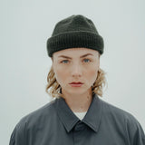 wool beanie short *pine green
